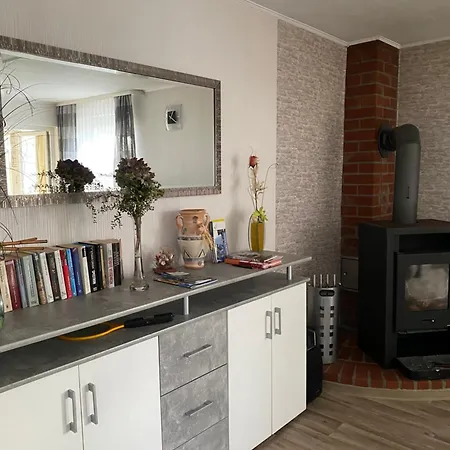 Thees 아파트 Ummanz